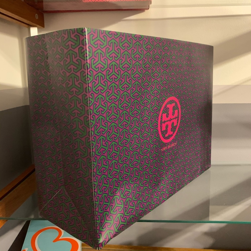 Tory Burch Gift Bag pre loved - Picture 3 of 4